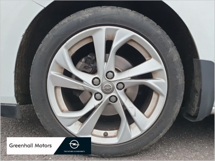 Opel Astra 2021