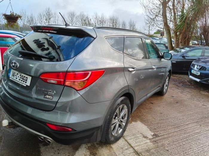 Hyundai Santa Fe 2014