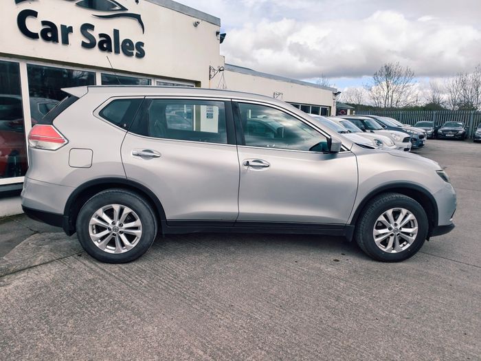 Nissan X-Trail 2015