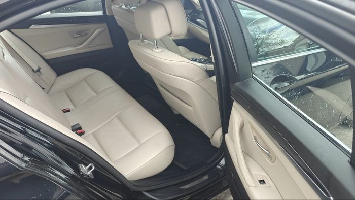 BMW 5 Series 2011