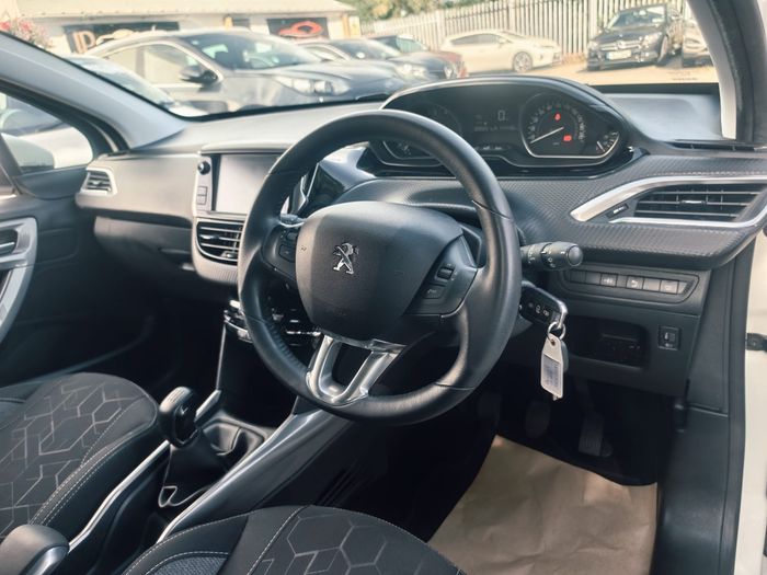 Peugeot 2008 2019