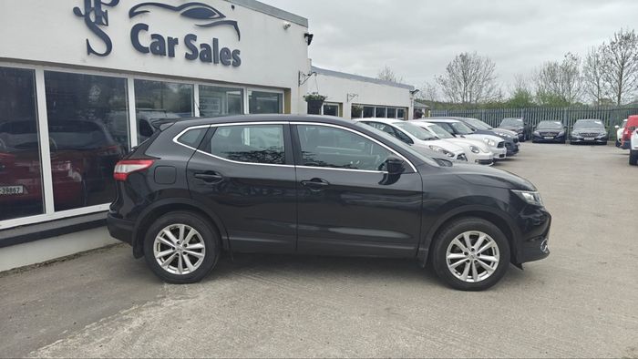Nissan QASHQAI 2015