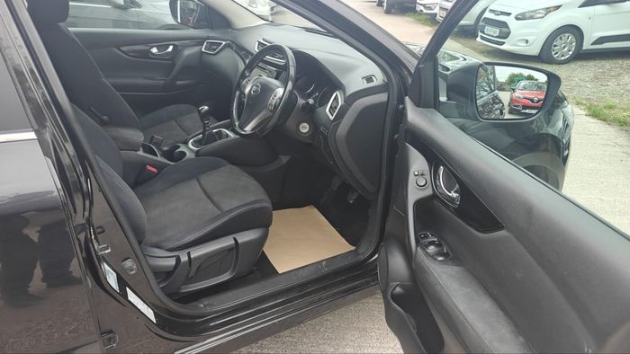 Nissan QASHQAI 2015