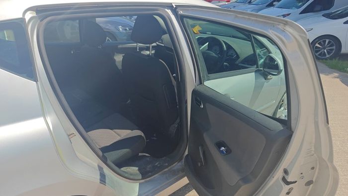 Peugeot 207 2010