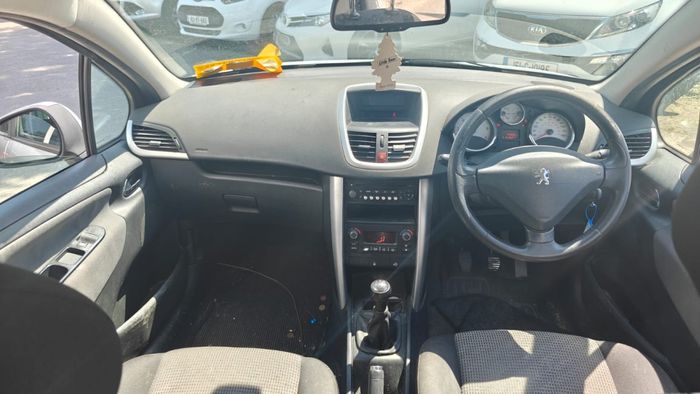 Peugeot 207 2010