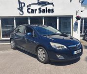 Opel Astra 2011