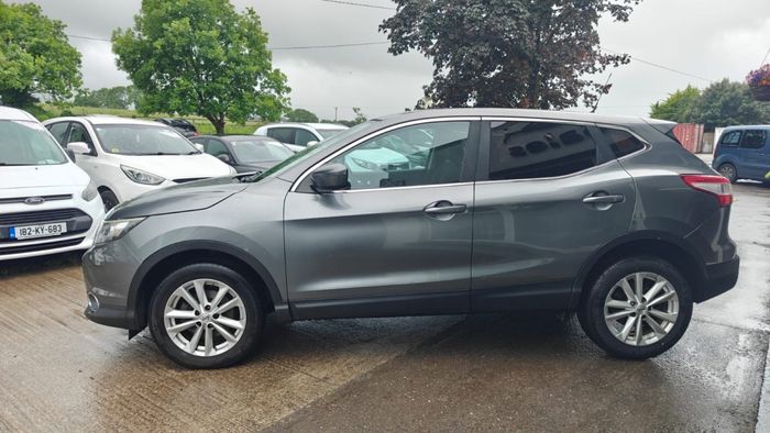 Nissan QASHQAI 2015