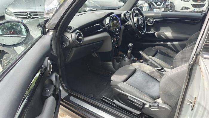 MINI Cooper 2015