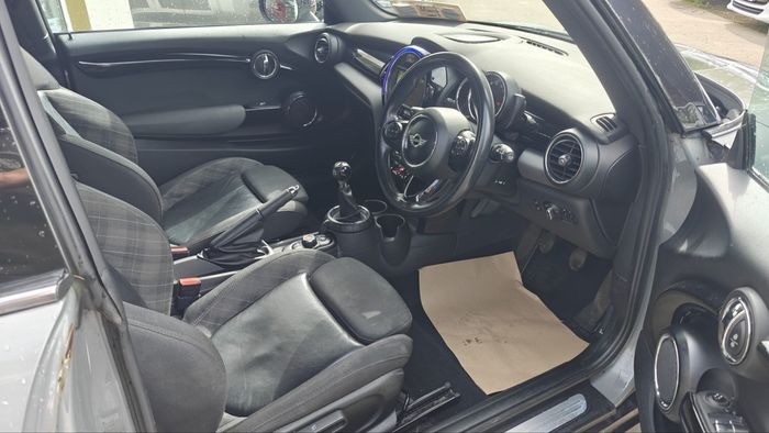 MINI Cooper 2015
