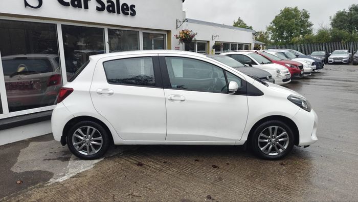Toyota Yaris 2016