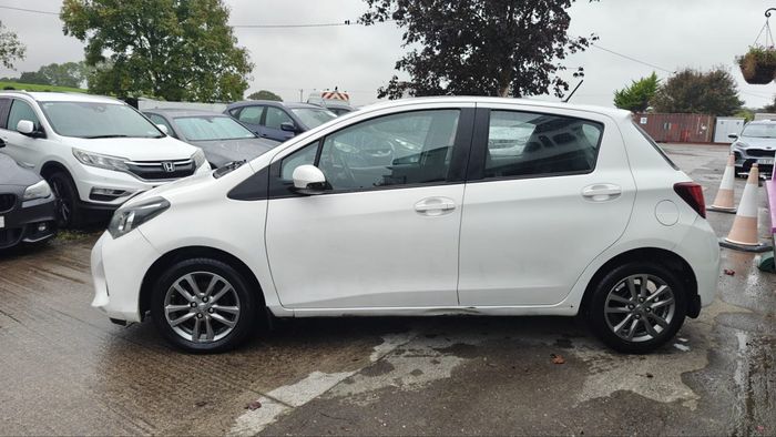 Toyota Yaris 2016