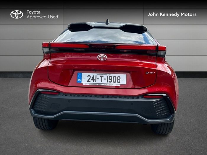 Toyota C-HR 2024