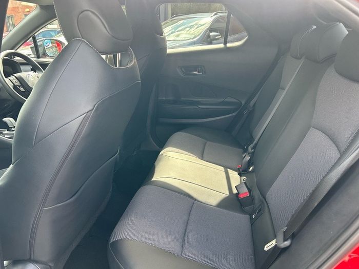 Toyota C-HR 2024