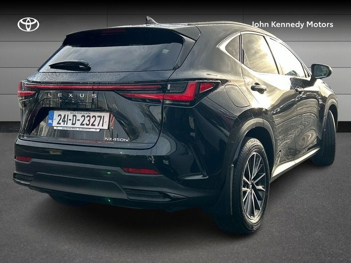 Lexus NX 2024
