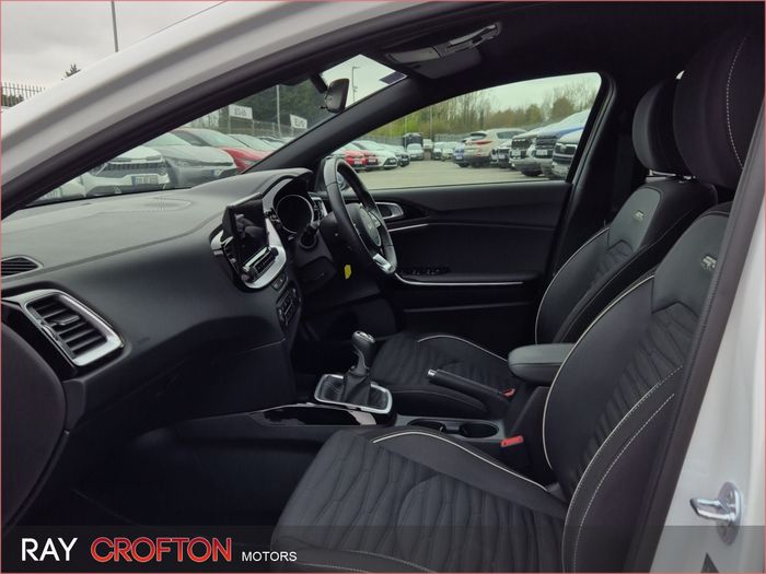 Kia Ceed 2025