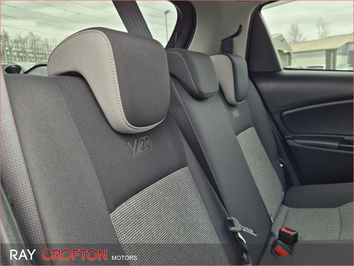 Toyota Yaris 2019