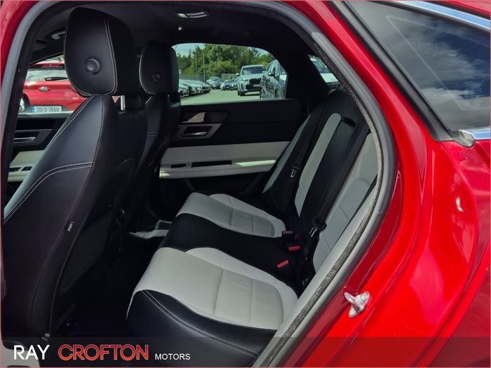 Jaguar XF 2016