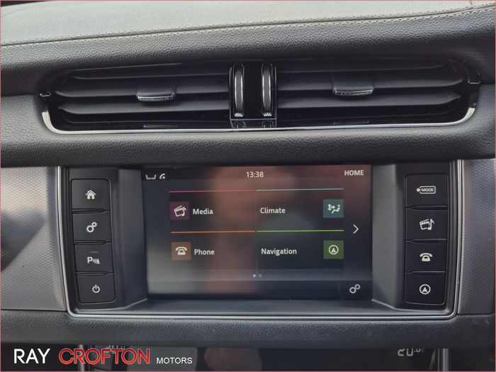 Jaguar XF 2016
