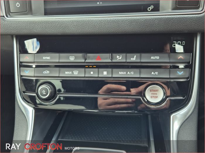 Jaguar XF 2016
