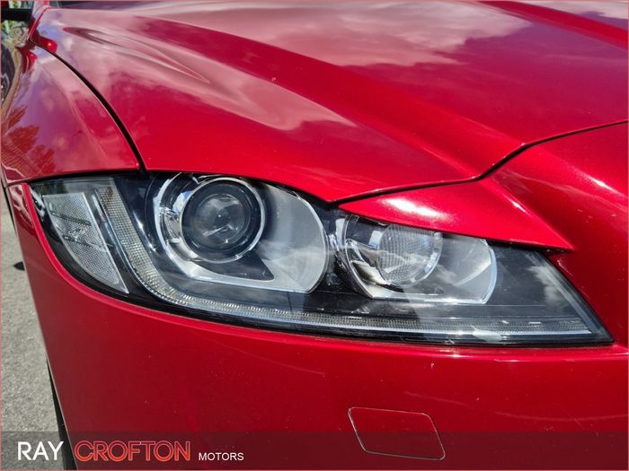 Jaguar XF 2016