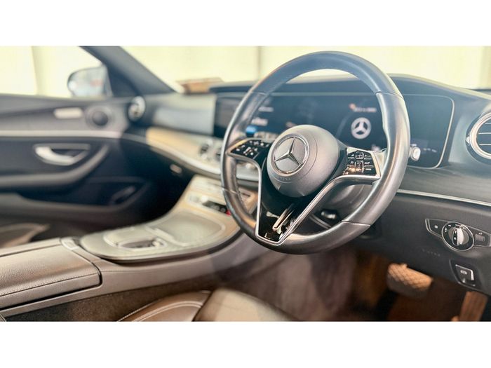Mercedes-Benz E-Class 2023