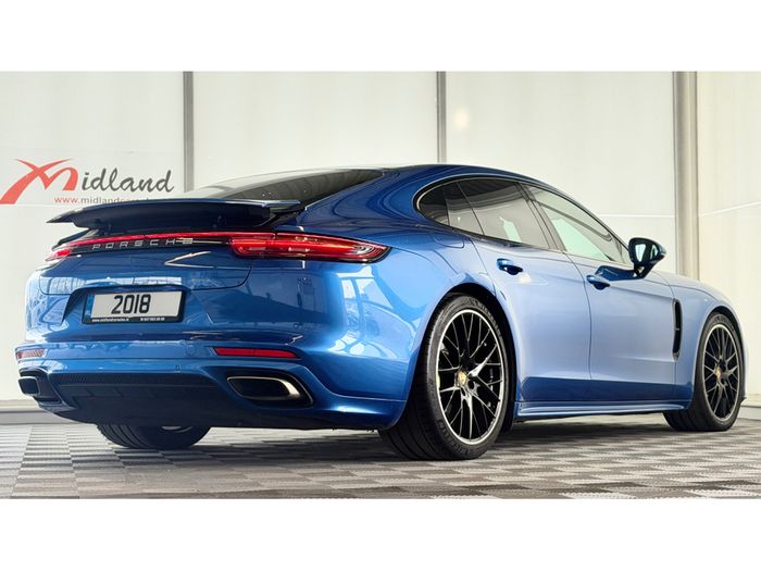 Porsche Panamera 2018