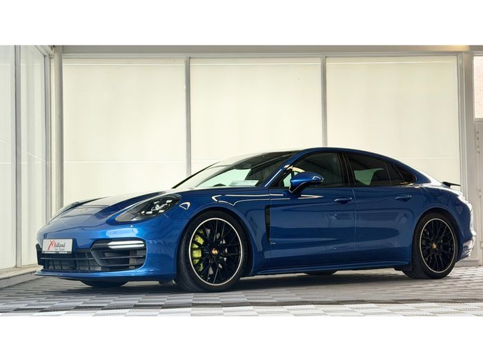 Porsche Panamera 2018