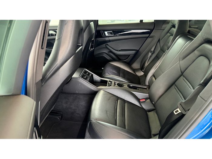 Porsche Panamera 2018