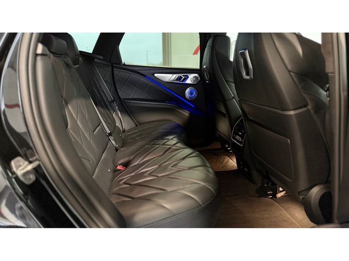 BMW XM 2023
