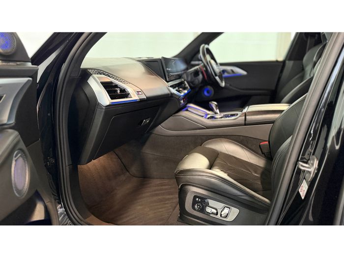 BMW XM 2023