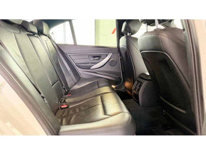 BMW 3 Series 2015