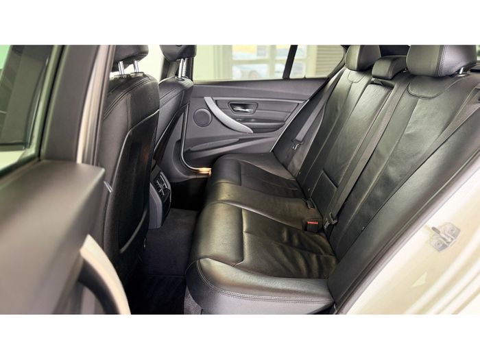 BMW 3 Series 2015