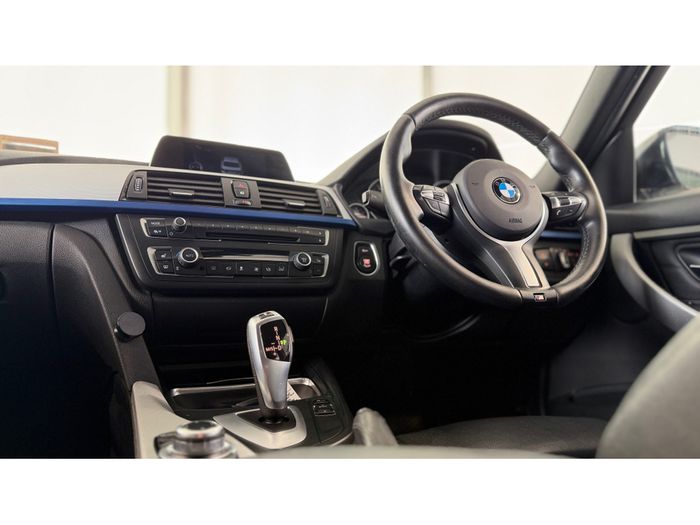 BMW 3 Series 2015