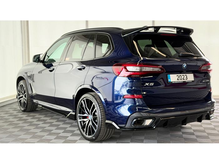 BMW X5 2023