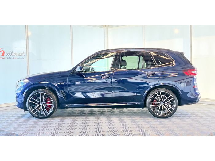 BMW X5 2023