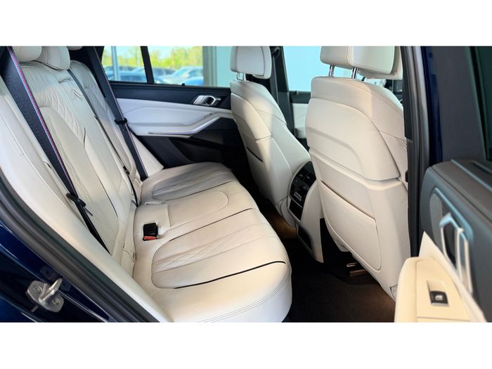 BMW X5 2023