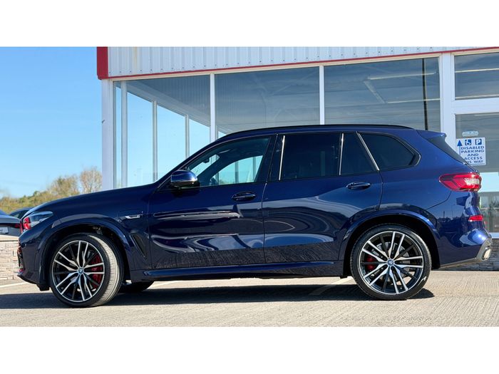 BMW X5 2023
