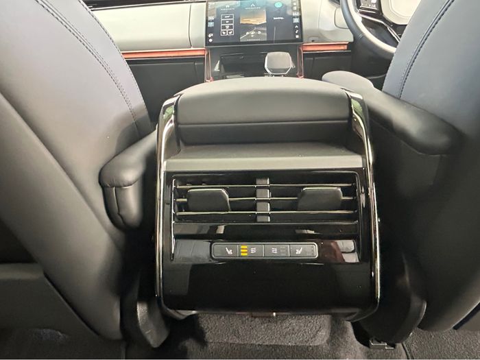Land Rover Range Rover Sport 2025