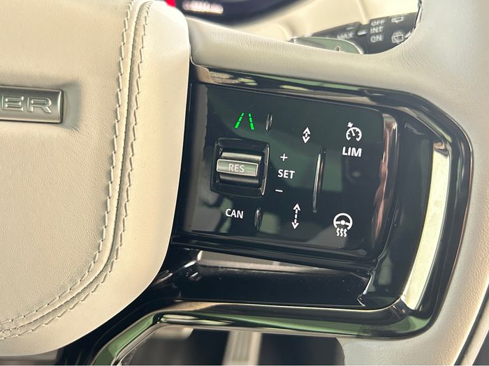 Land Rover Range Rover Sport 2025