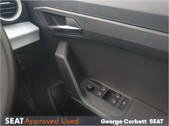 SEAT Arona 2025