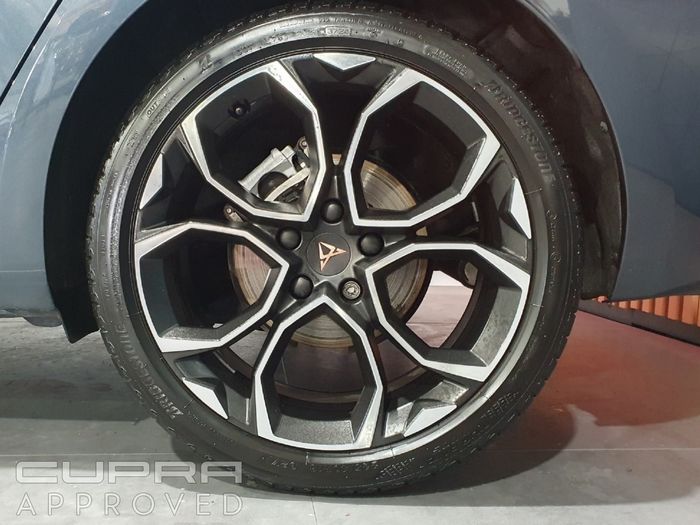 Cupra Leon 2025