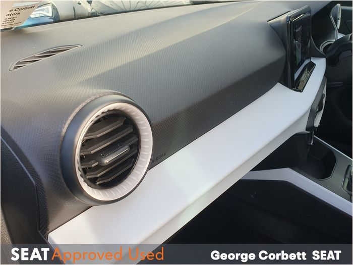 SEAT Arona 2025