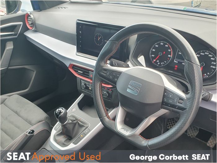 SEAT Arona 2023