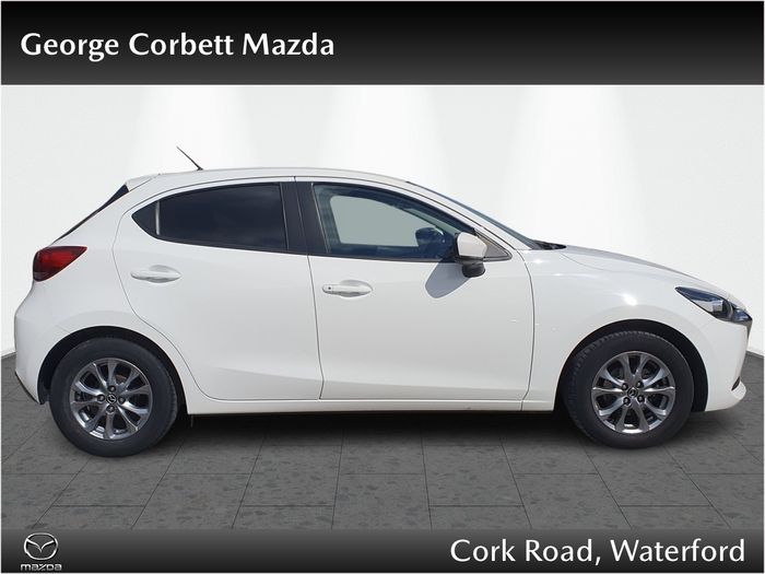Mazda 2 2023