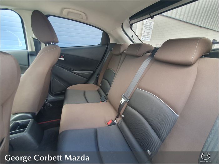 Mazda 2 2023