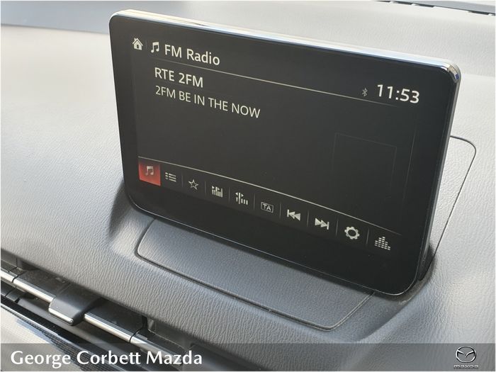 Mazda 2 2023