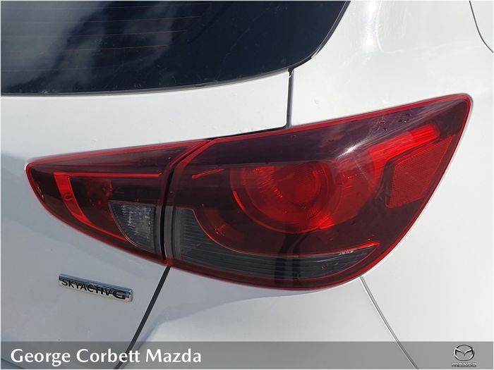 Mazda 2 2023