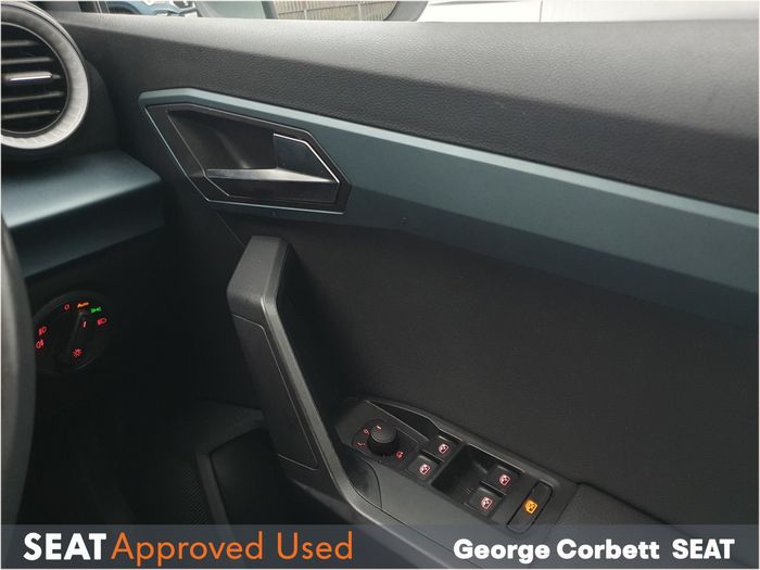 SEAT Arona 2023