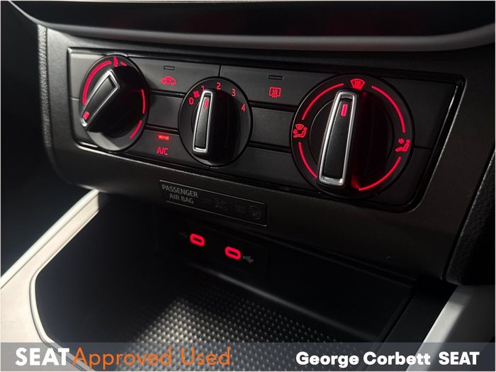 SEAT Arona 2023