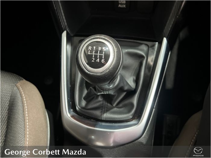 Mazda 2 2021